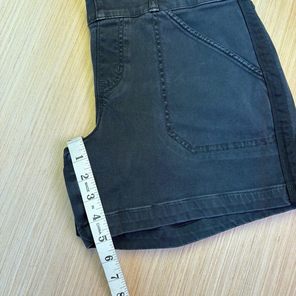 Spanx Stretch Twill Shorts 4" Women’s Medium Black Gray - Picture 6 of 7